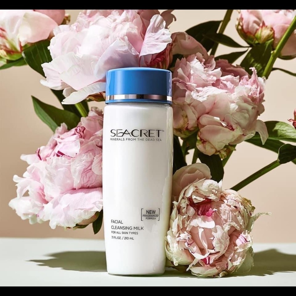 Seacret Facial Cleansing Milk